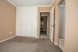 2 Bedroom Property for Sale in Somerset West Western Cape
